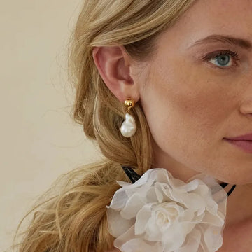Alice earrings