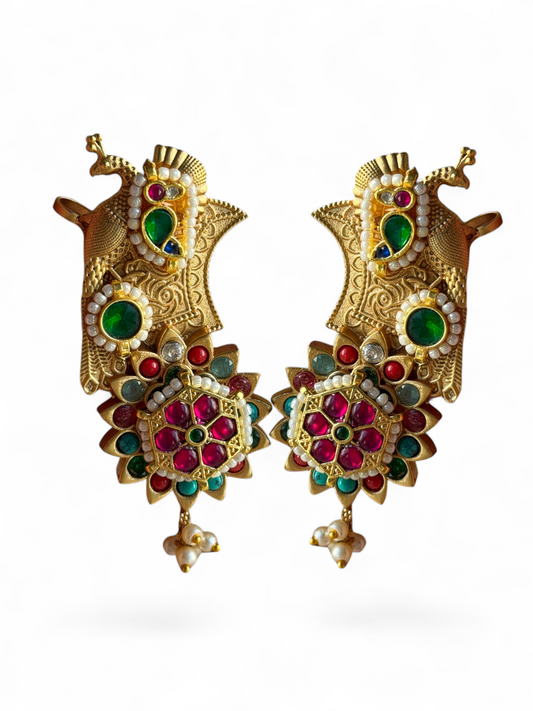 Shravyaa Earcuff