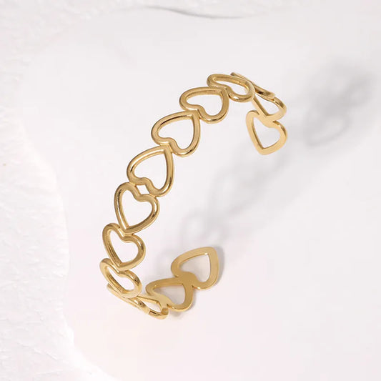 Naya Heart Bangle